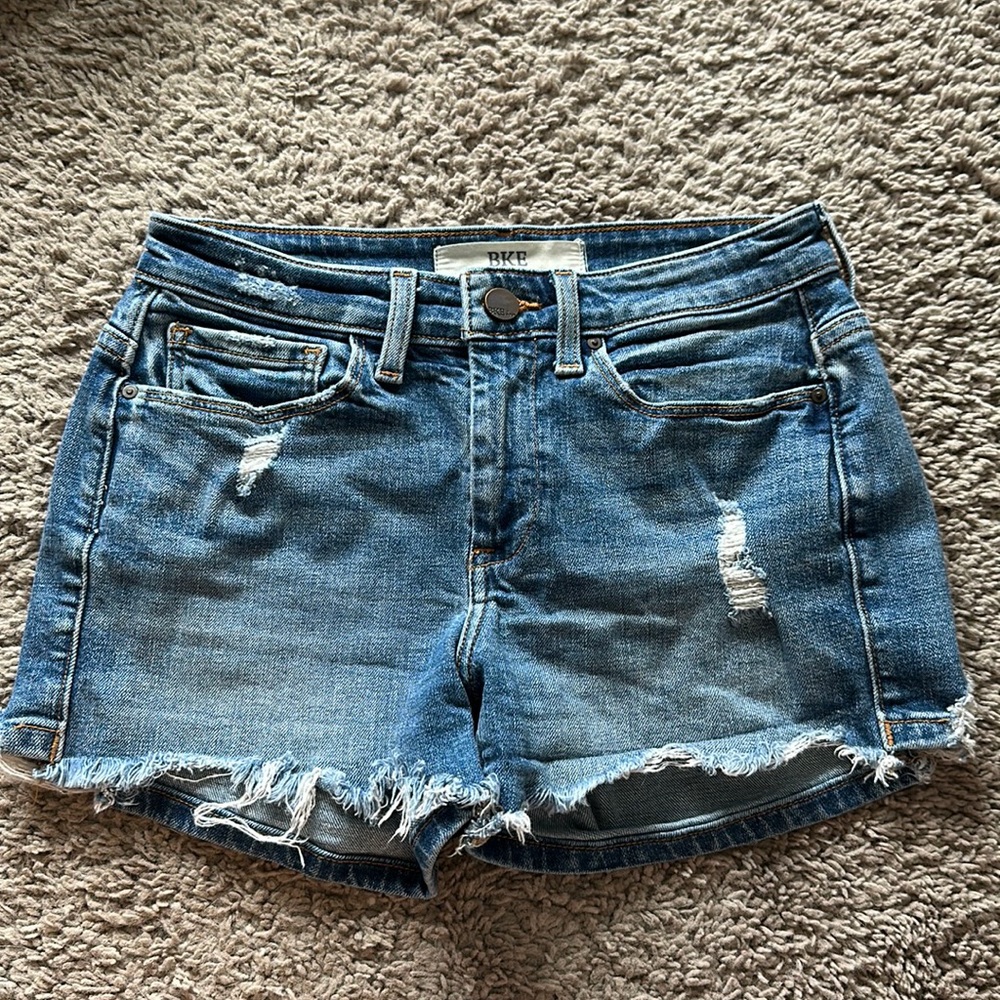 BKE Denim Stella mid rise shorts size 25